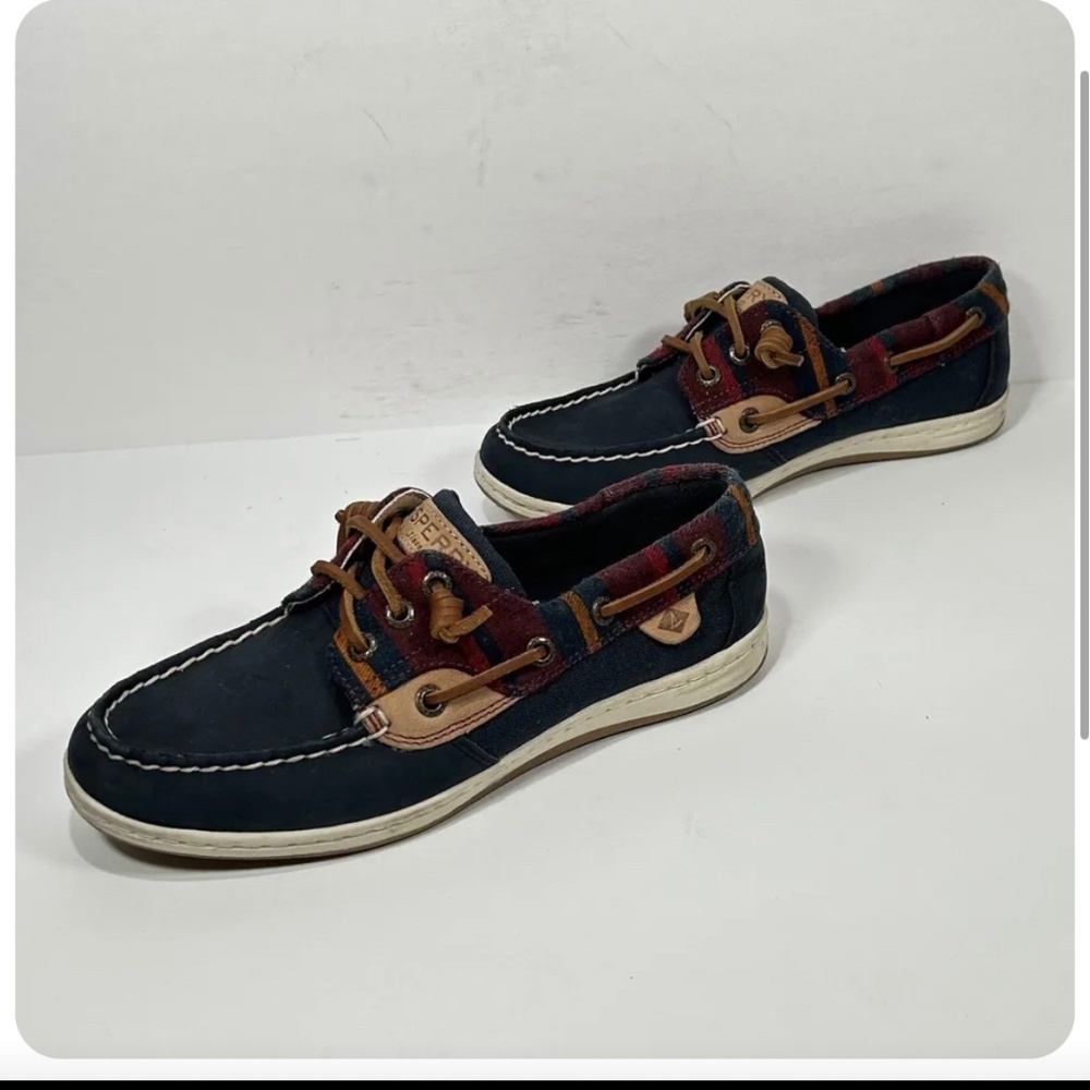 Sperry Size 6.5 Navy Blue